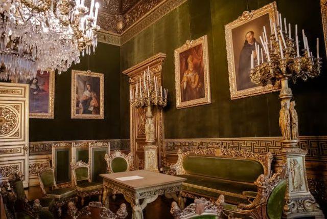 Palazzo Reale - הארמון המלכותי של טורינו credit to getyourguide.com