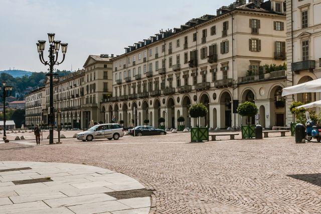Piazza Vittorio Veneto - אחת הכיכרות הגדולות והמרשימות באיטליה