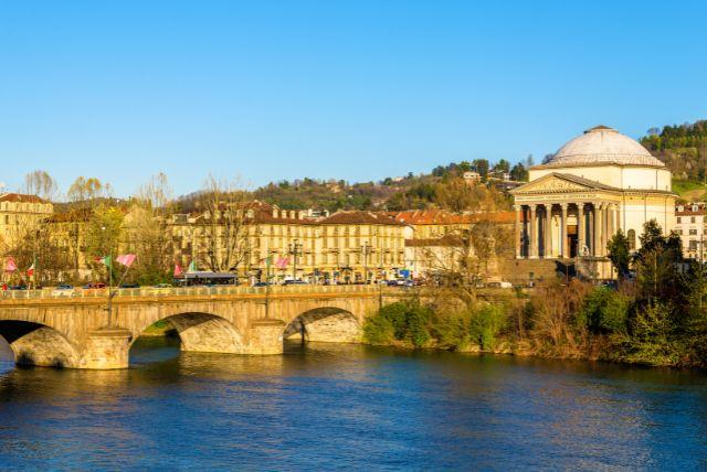 Ponte Vittorio Emanuele I - הגשר המפורסם מול Gran Madre