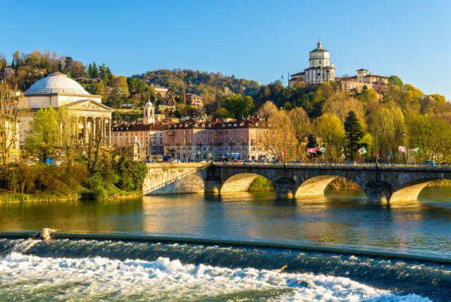 Ponte Vittorio Emanuele I - הגשר המפורסם מול Gran Madre