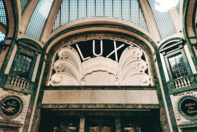 Galleria San Federico - גלריה מקורה, שופינג וקולנוע היסטורי
